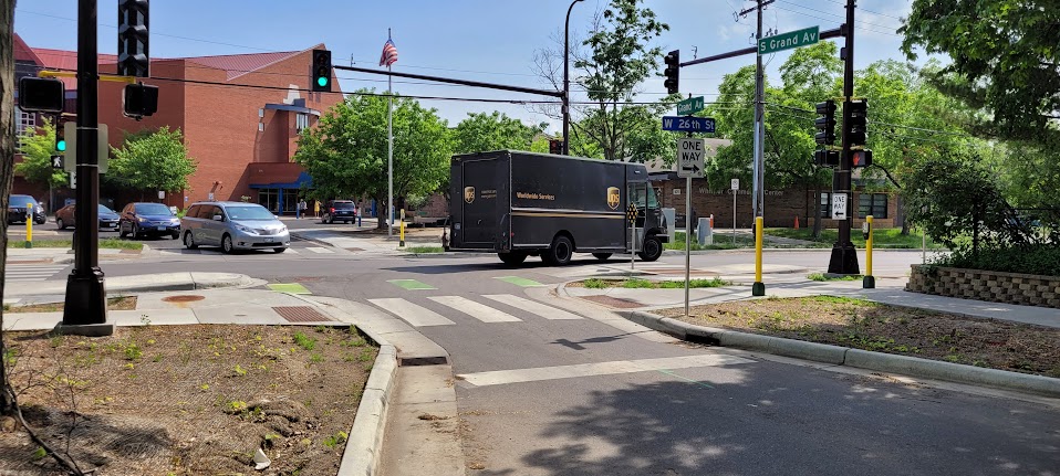 Intersection of West 26th Street and Grand Avenue
