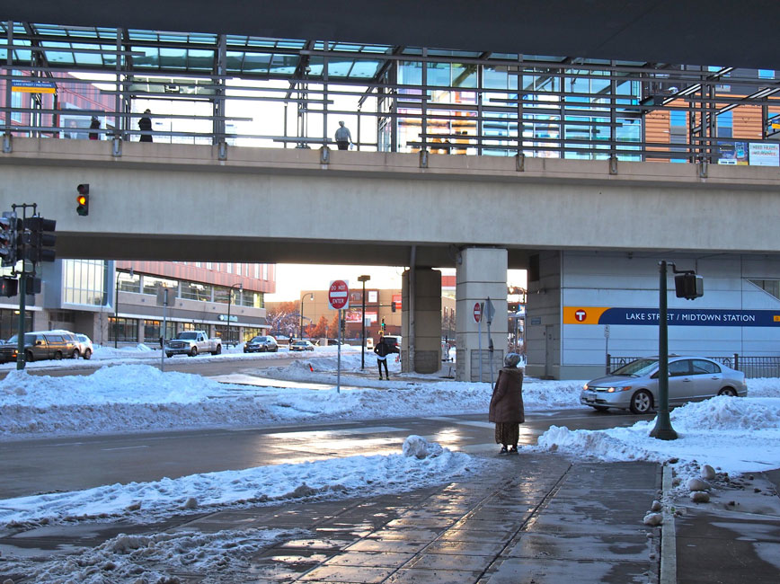 Hiawatha and Lake intersection