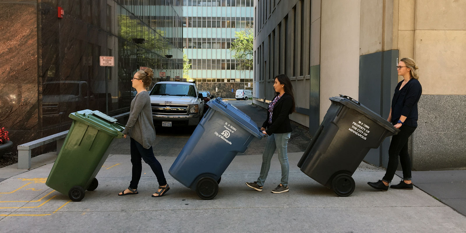 Minneapolis services over 200,000 carts every week