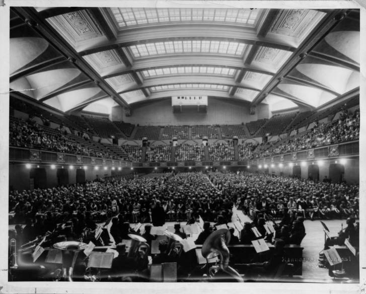 1928 performance inside the Minneapolis Auditorium